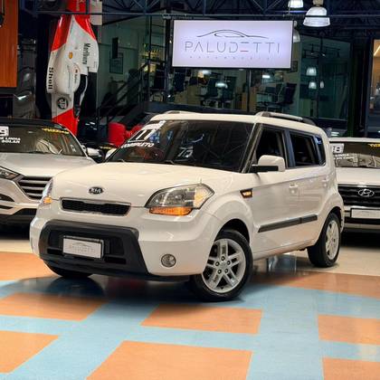 KIA SOUL 1.6 EX 16V FLEX 4P MANUAL KIA SOUL 1.6 EX 16V FLEX 4P MANUAL